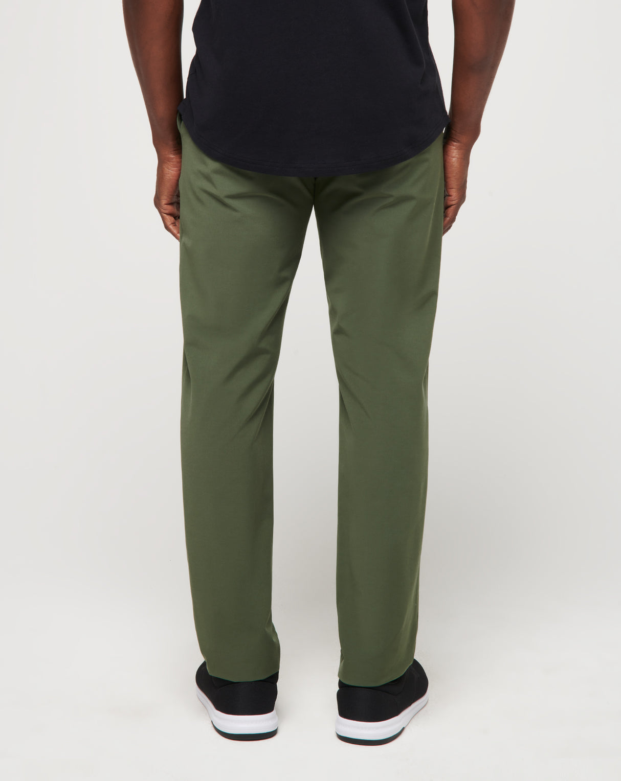 TravisMathew OTC Tech Chino
