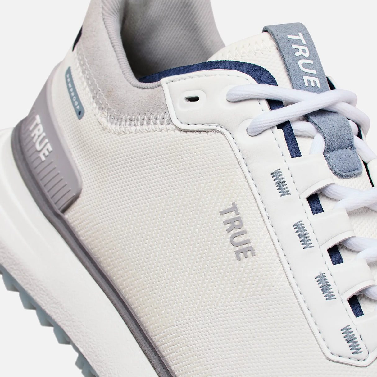TRUE Lux2 Player Golf Shoe