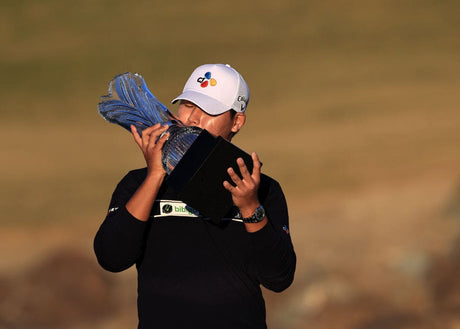 Kim Wins American Express. Aussie Davis Close