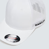 Oakley Golf Cresting Trucker Cap